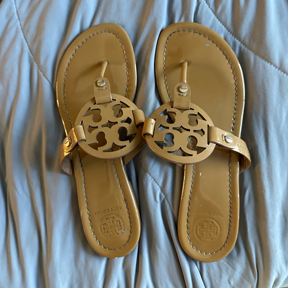 Tory Burch Miller patent sandal - size 7 - patent nude
